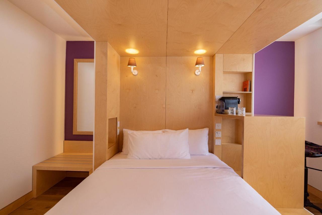 Deluxe Room,1261226863:JPEG