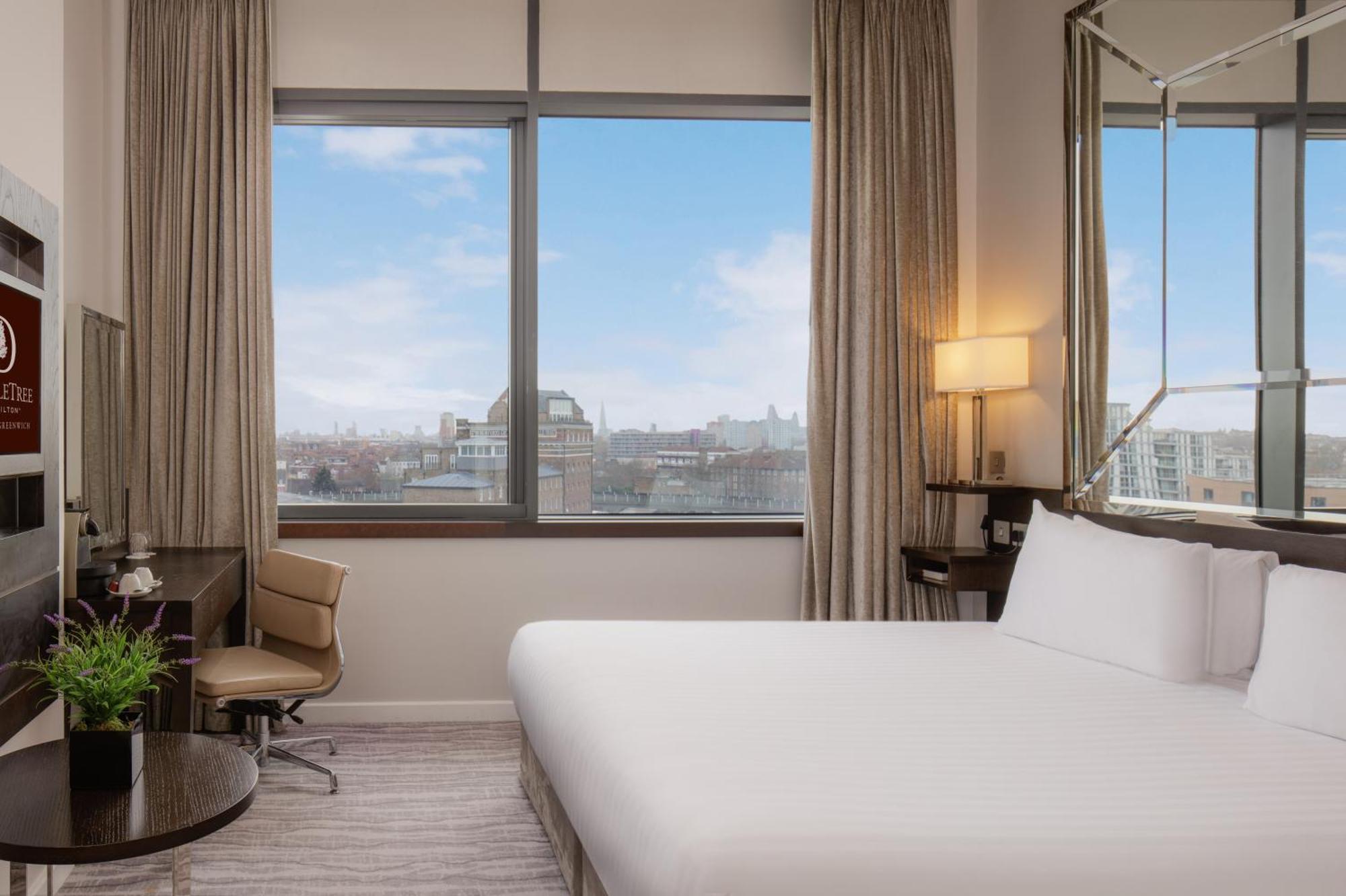 Deluxe Zimmer mit Kingsize-Bett