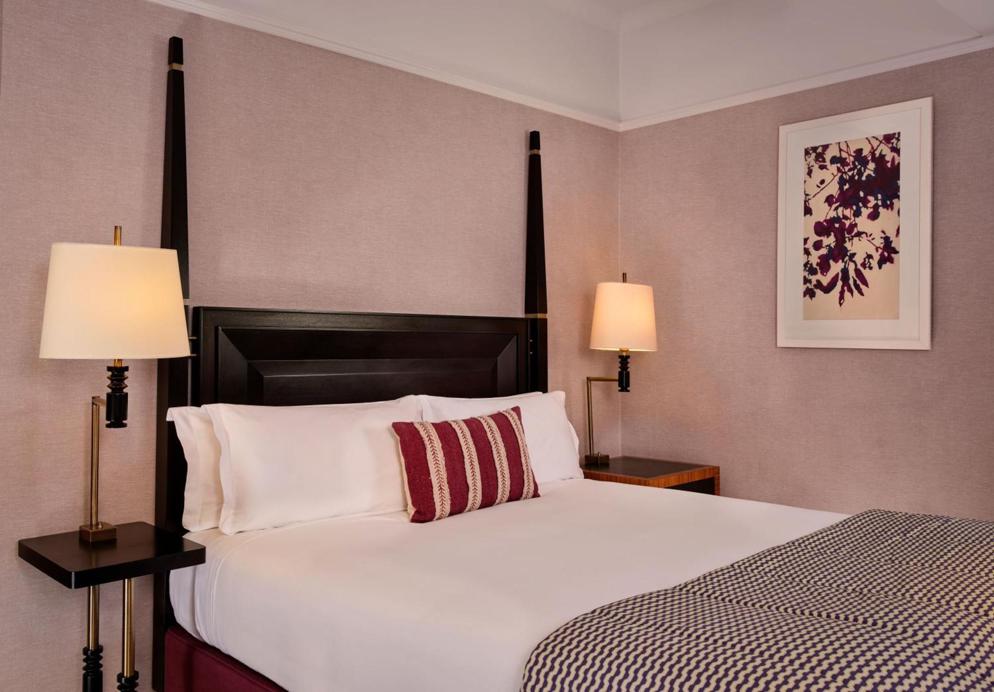 Deluxe Zimmer mit Kingsize-Bett