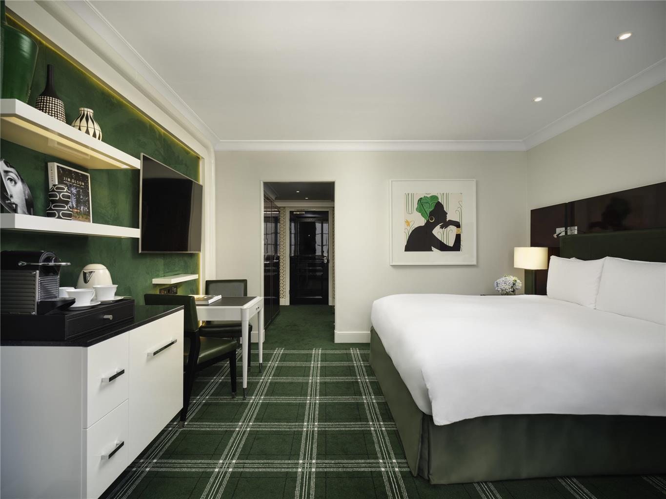 Luxury King Room
