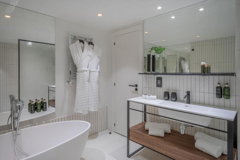 The Level Suite mit 2 Schlafzimmern und Zugang zur Executive-Lounge