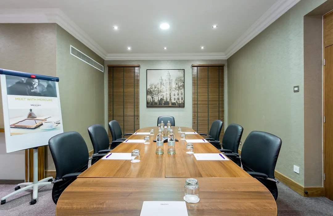 Mercure London Kensington Hotel-1