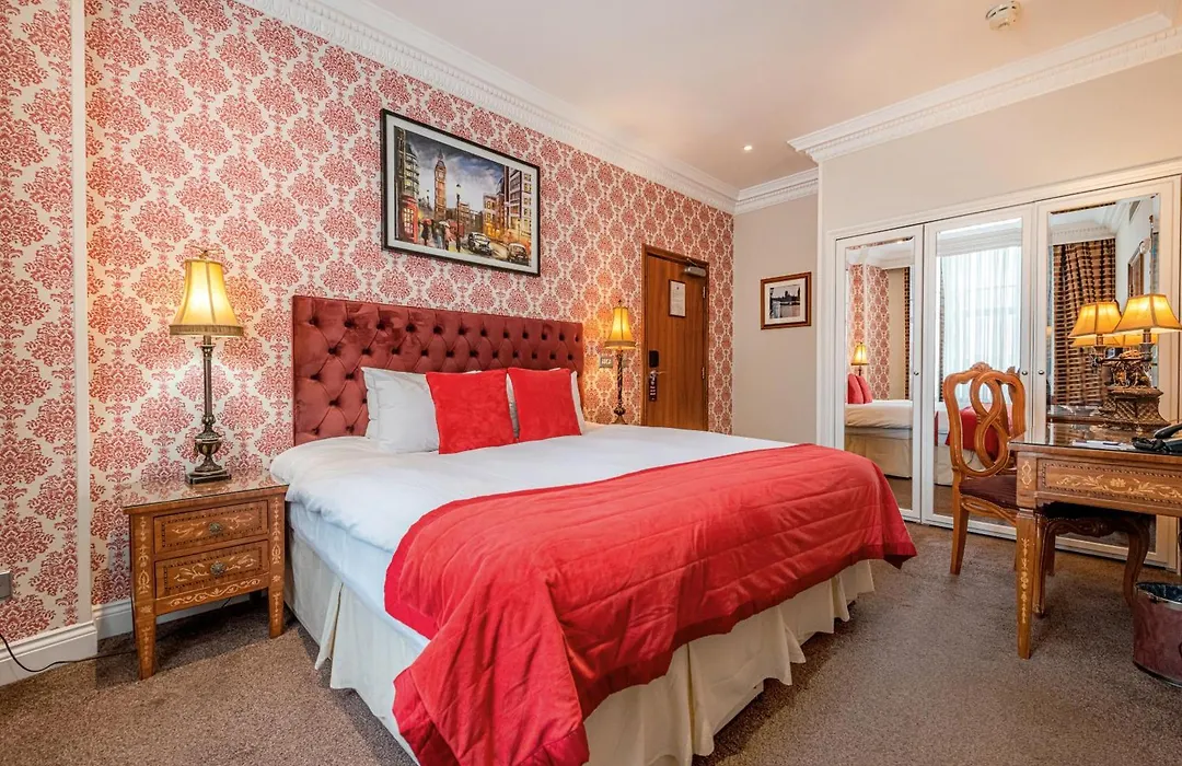 Ashburn Hotel-1