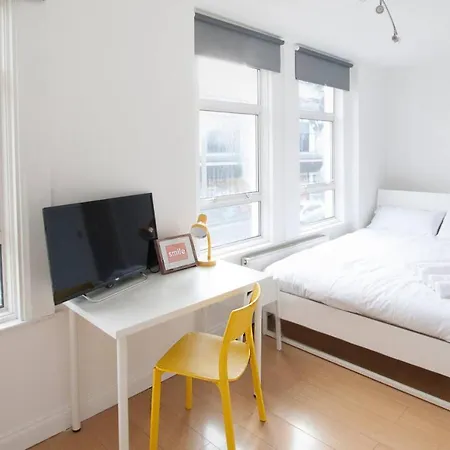 Tooting Broadway Studios & Rooms By Primecityhosts-2