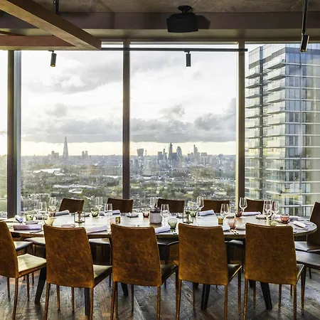 Novotel London Canary Wharf-3